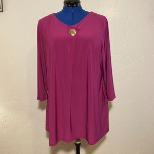 Peek-a-Boom bracelet sleeve blouse, size 2X.